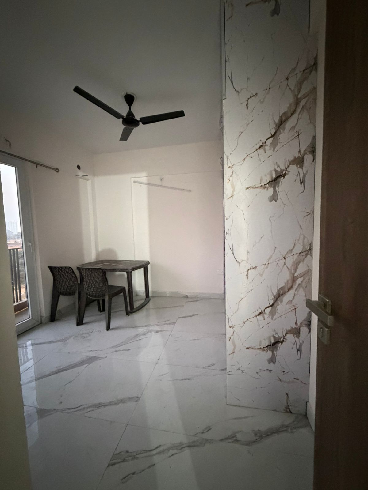 2bhk floor in Gurgaon